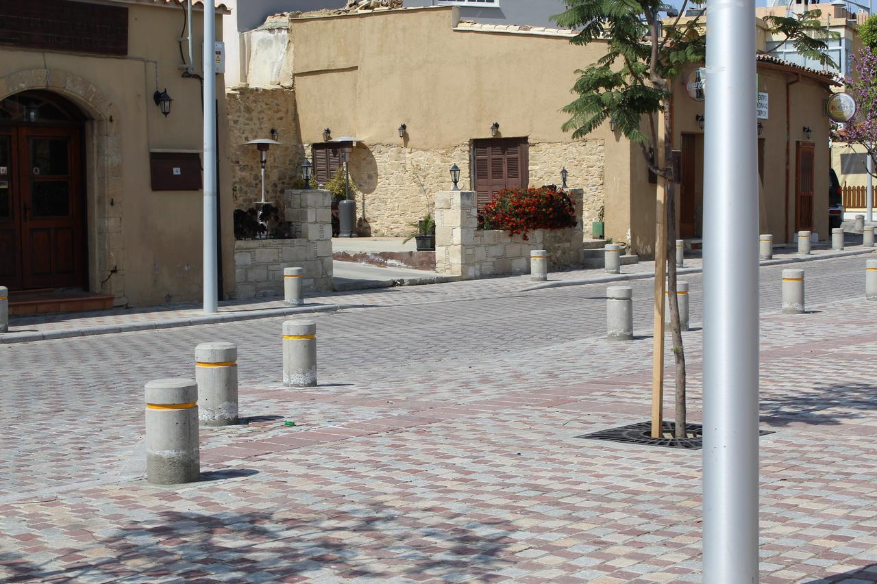 بيت شباب كوستاس أكشن Tseri المظهر الخارجي الصورة